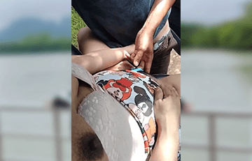 သူများမိန်းမကို ကားပေါ်မှာတင်လိုးတဲ့အောကား