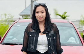 ကားပေါ်မှာမှုတ်ပေးပြီး ကားပေါ်မှာလိုးလို့မဝလို့ ဟော်တယ်မှာထပ်ပြီးလိုး