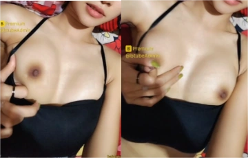 ဒီဂျေတီးတဲ့ချစ်စရာကောင်မလေးရဲ့ နို့